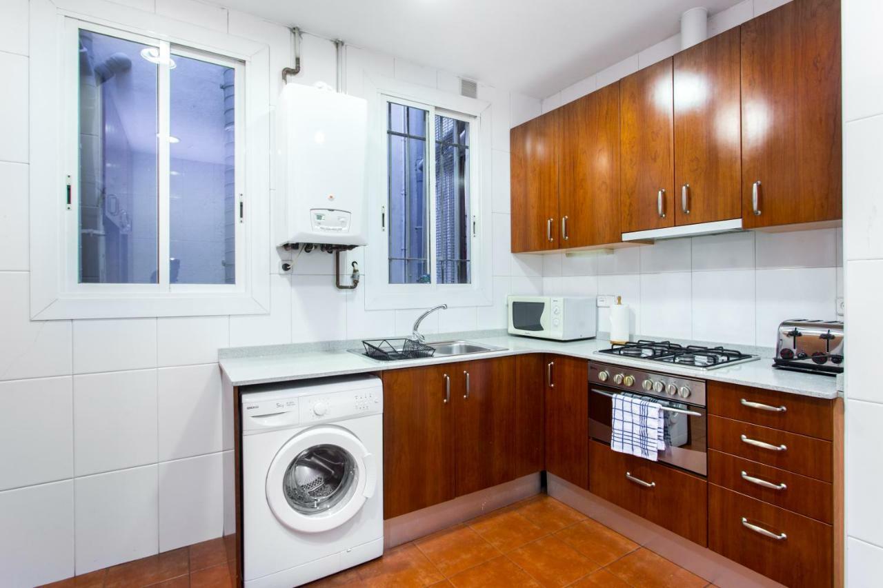Friendly Rentals Rambla Flower บาร์เซโลนา ภายนอก รูปภาพ