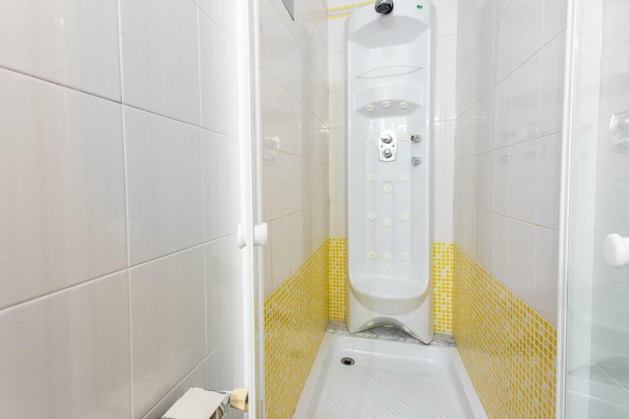 Friendly Rentals Rambla Flower บาร์เซโลนา ภายนอก รูปภาพ